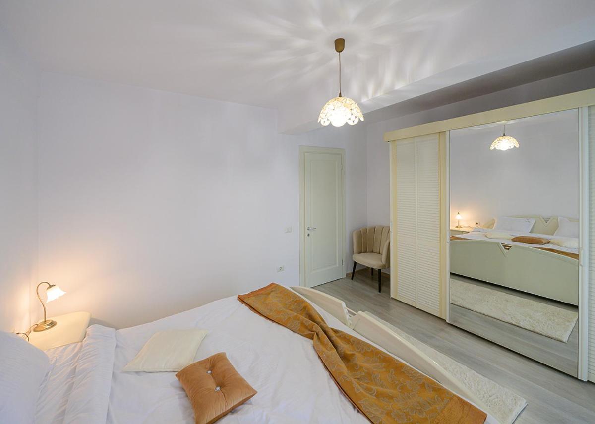 Apartament Laur Gura Humorului Exterior foto